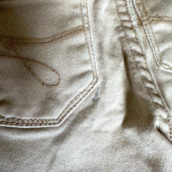 Khaki Uniform Bottoms Size 4T - Picture 7 of 7